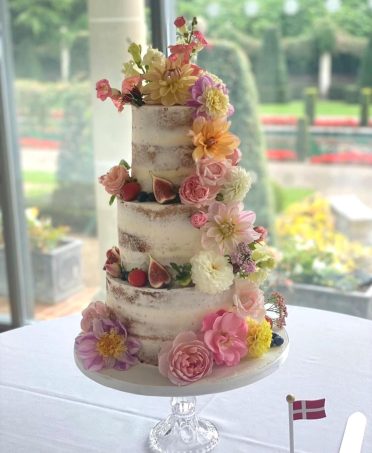 Coast Cakes fb dahlia 372x453